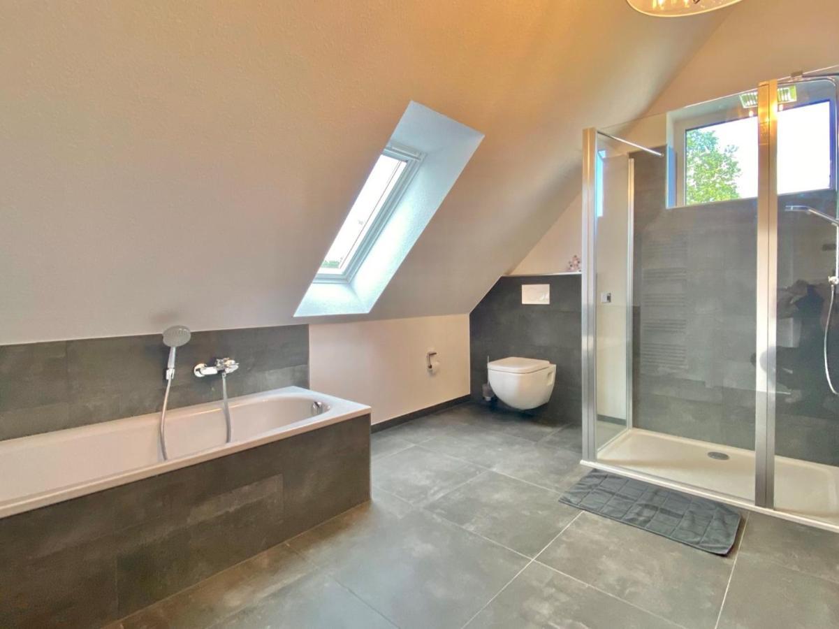 Ferienhaus Moin. Am Harkebruegger See Mit Sauna Barssel  Bagian luar foto