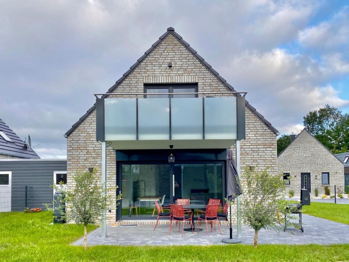 Ferienhaus Moin. Am Harkebruegger See Mit Sauna Barssel  Bagian luar foto