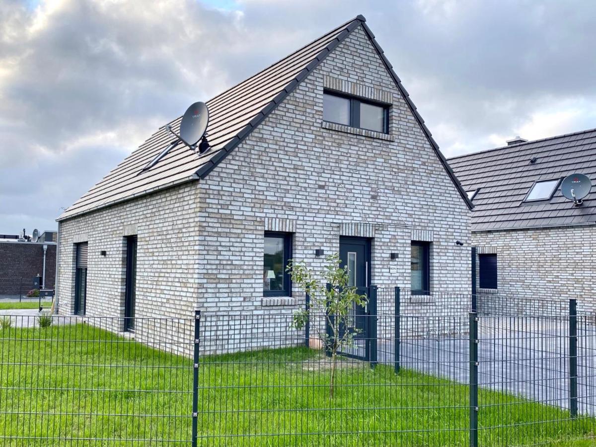 Ferienhaus Moin. Am Harkebruegger See Mit Sauna Barssel  Bagian luar foto