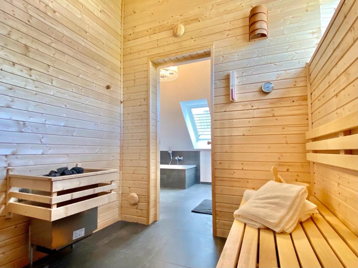 Ferienhaus Moin. Am Harkebruegger See Mit Sauna Barssel  Bagian luar foto